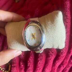 Antique vintage Silver L & V White Wearable Watch needs Battery.
